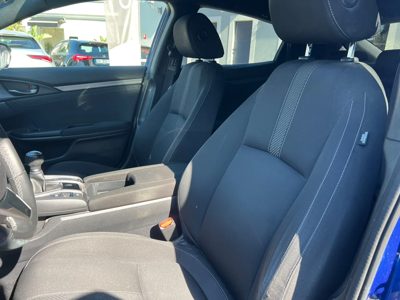 Honda Civic 1.0 i-Vtec Turbo Elegance - Navi 3