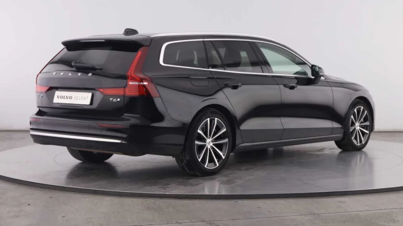 Volvo V60 T6 PHEV 350cv Core 6