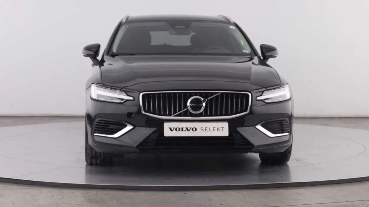 Volvo V60 T6 PHEV 350cv Core 9