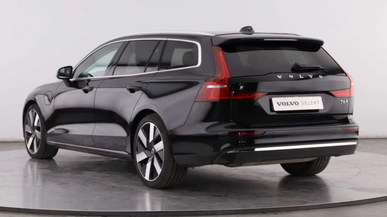 Volvo V60 T6 PHEV 350cv Core 5