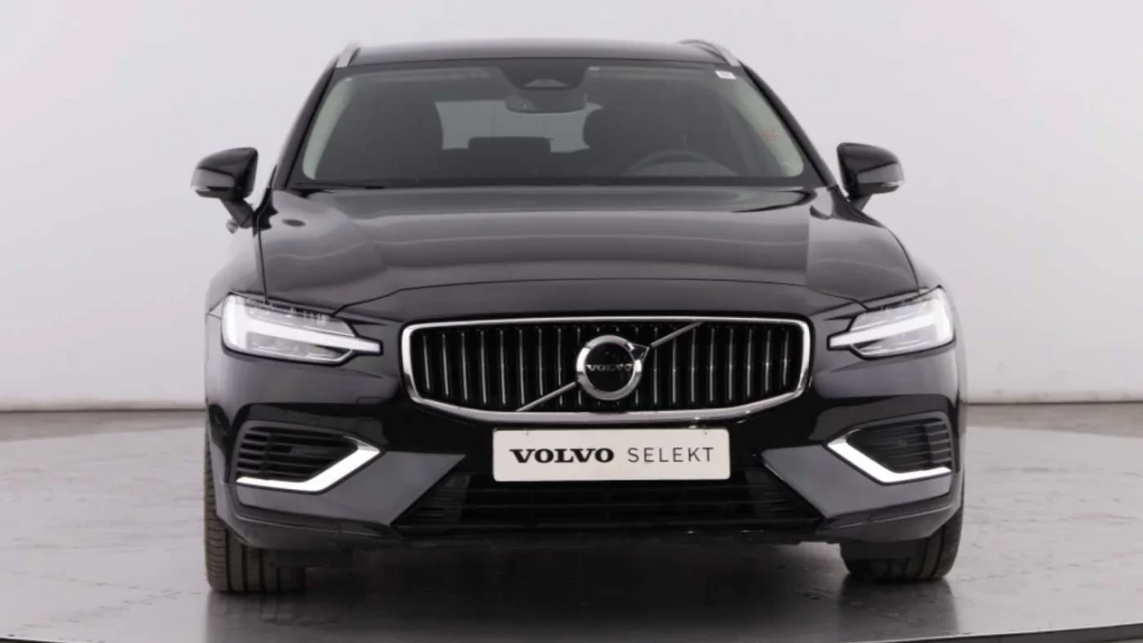 Volvo V60 T6 PHEV 350cv Core 11