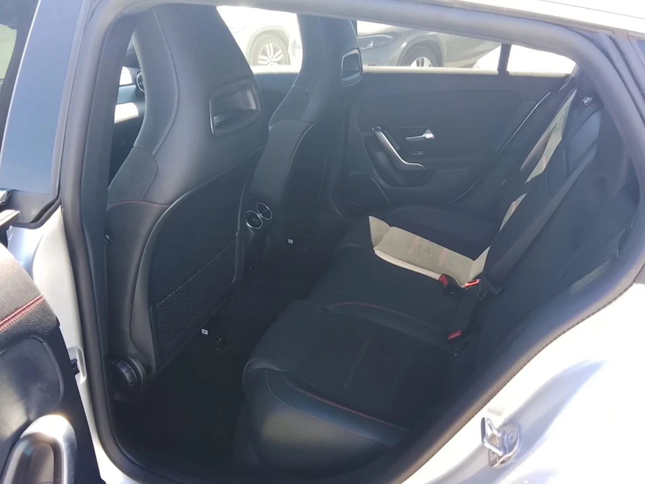 Mercedes Classe CLA 180 d Shooting Brake AMG Advanced Plus 4