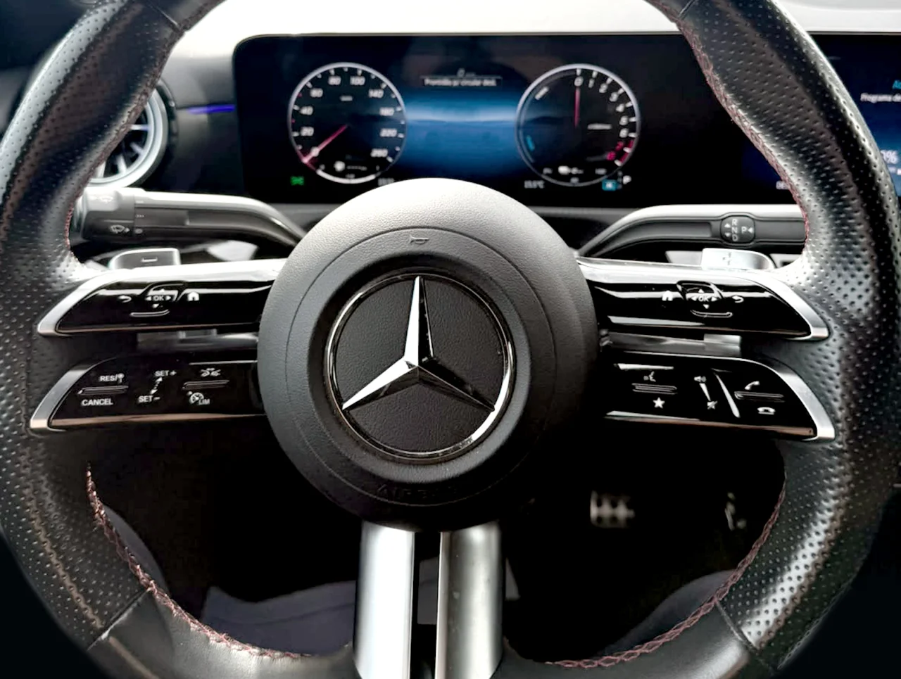 Mercedes Classe A 250 e AMG Advanced Plus Limousine 3