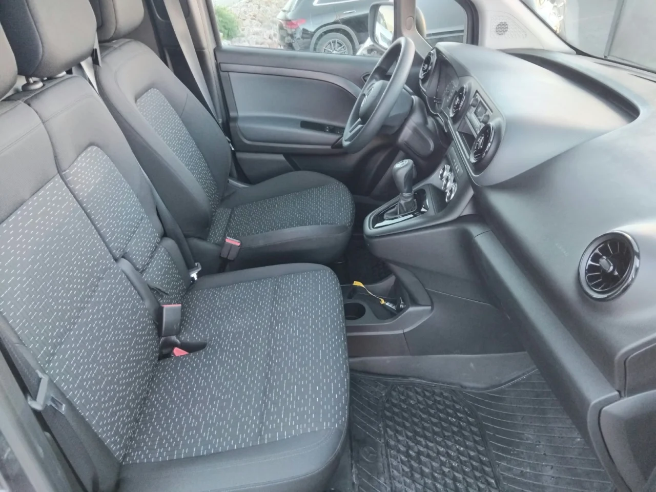 Mercedes e-Citan Van 2