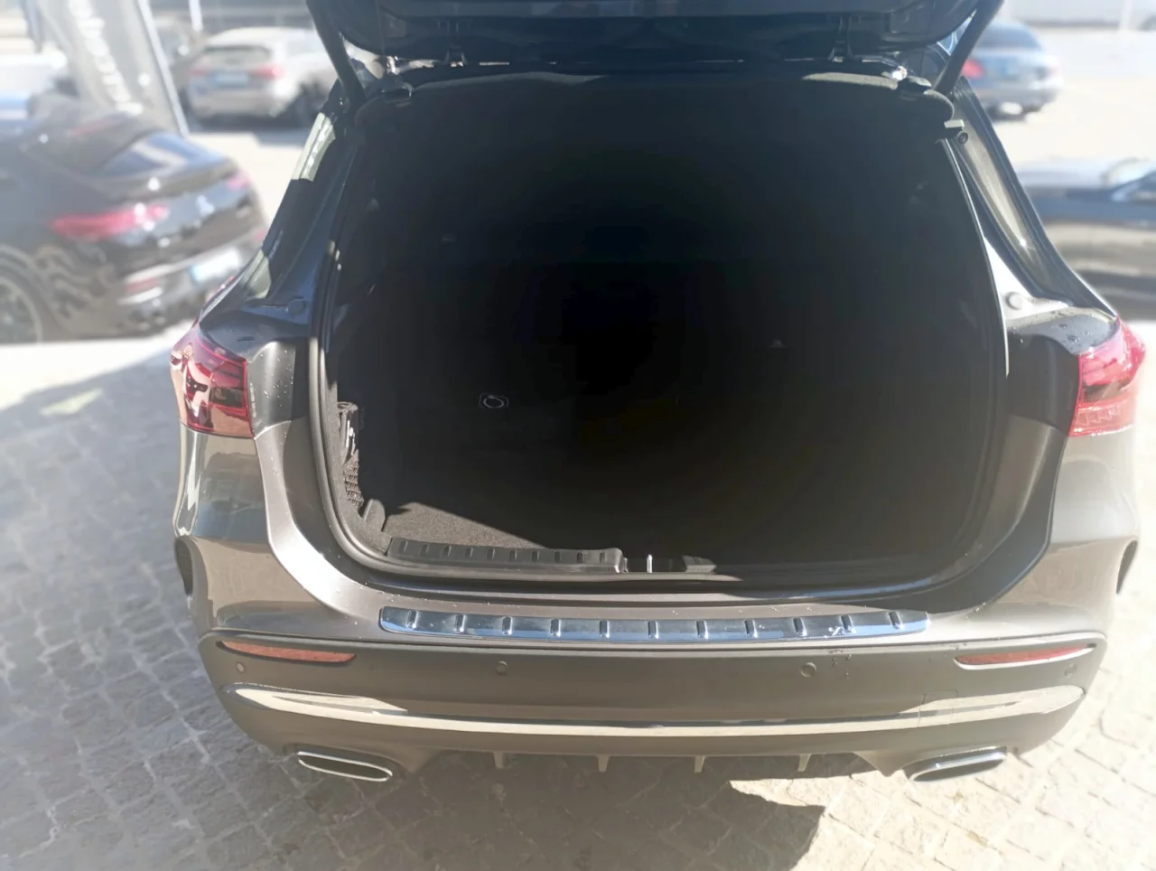 Mercedes Classe GLA 250 e AMG Advanced Plus 6