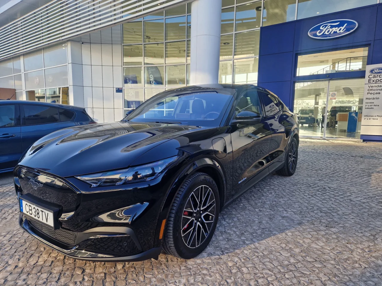 Ford Mustang Mach-e Premium 87 Kwh - Autonomia Alargada