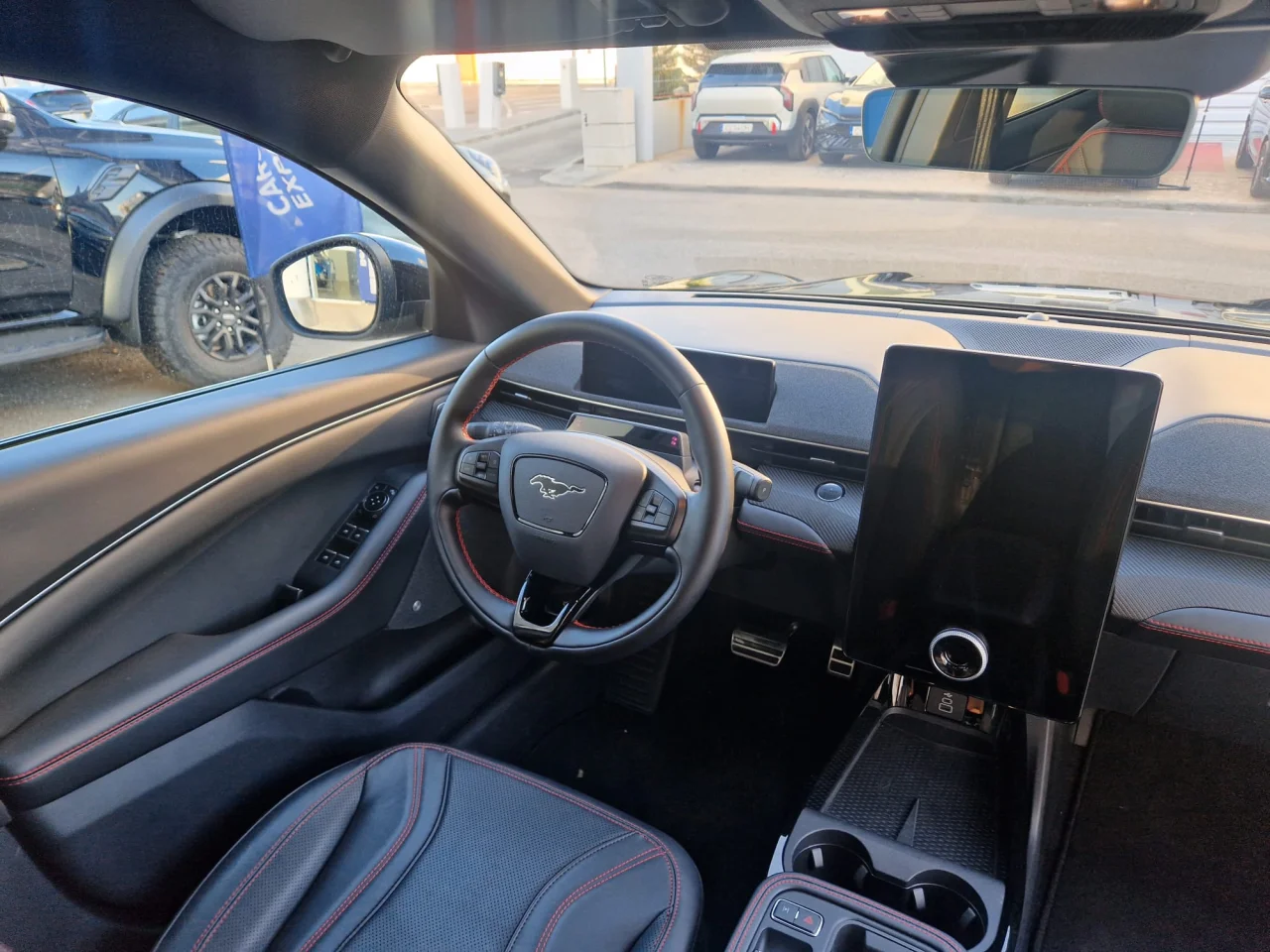 Ford Mustang Mach-e Premium 87 Kwh - Autonomia Alargada 1