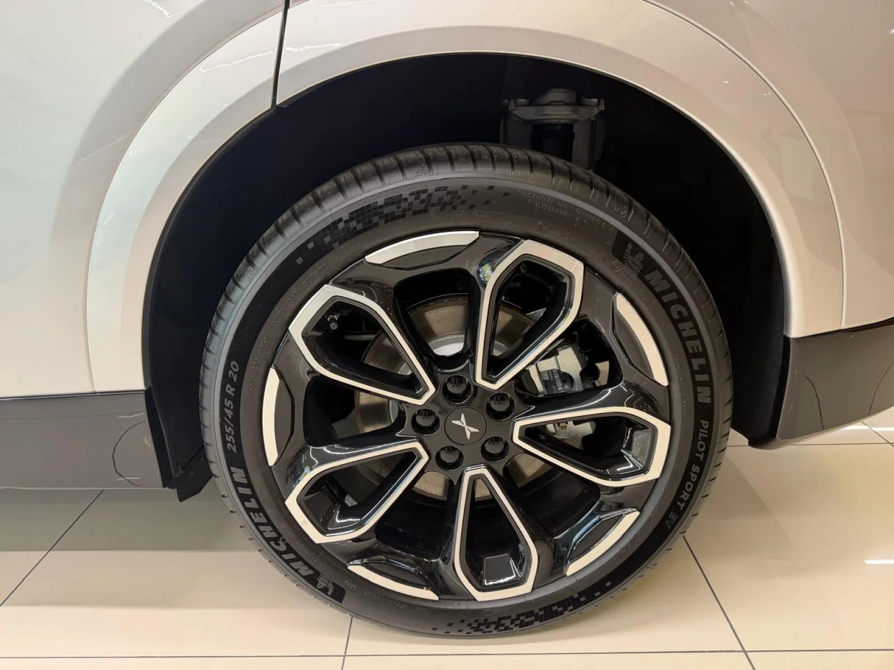 Xpeng G6 68.5 kWh Standard Range 4