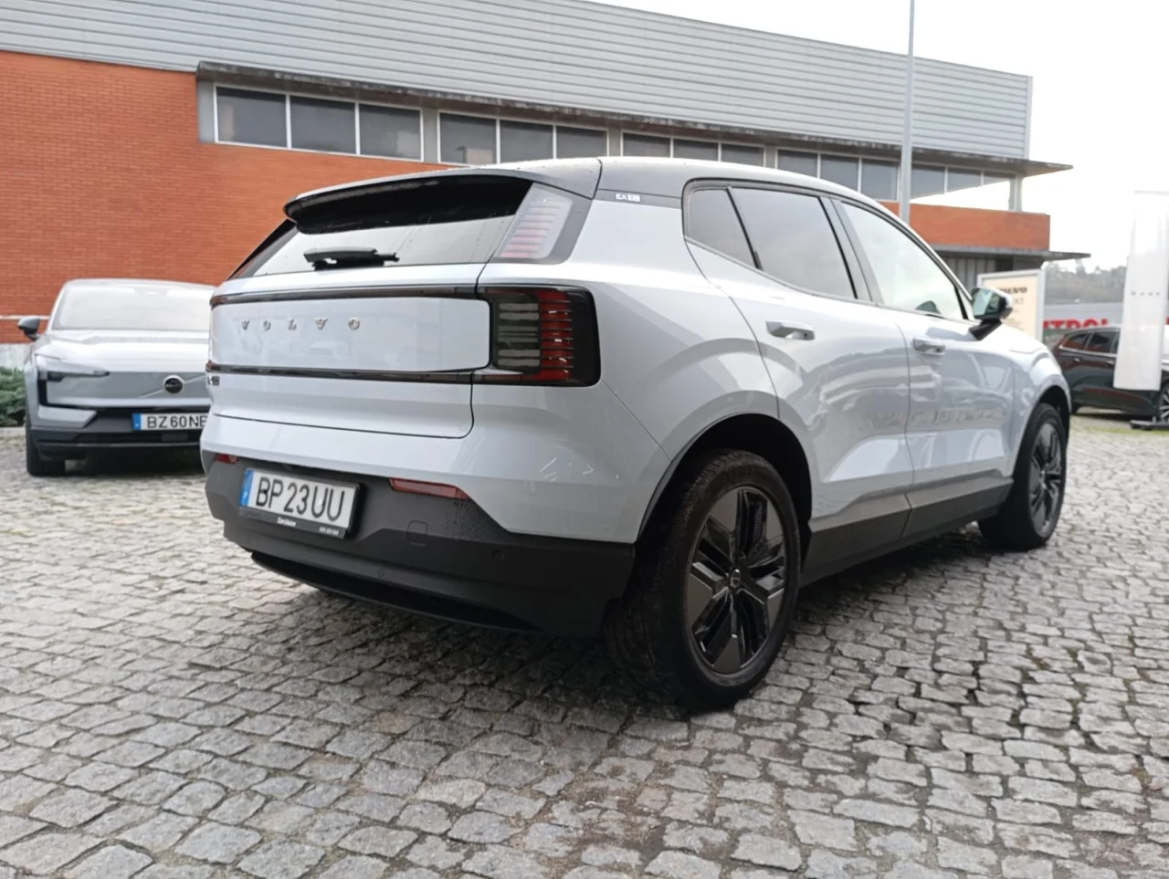 Volvo EX30 Plus 51 kwh 8